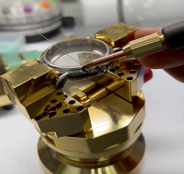 爱彼手表补钢、镀金