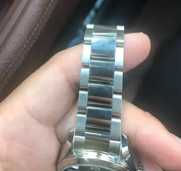 爱彼手表划痕、裂痕